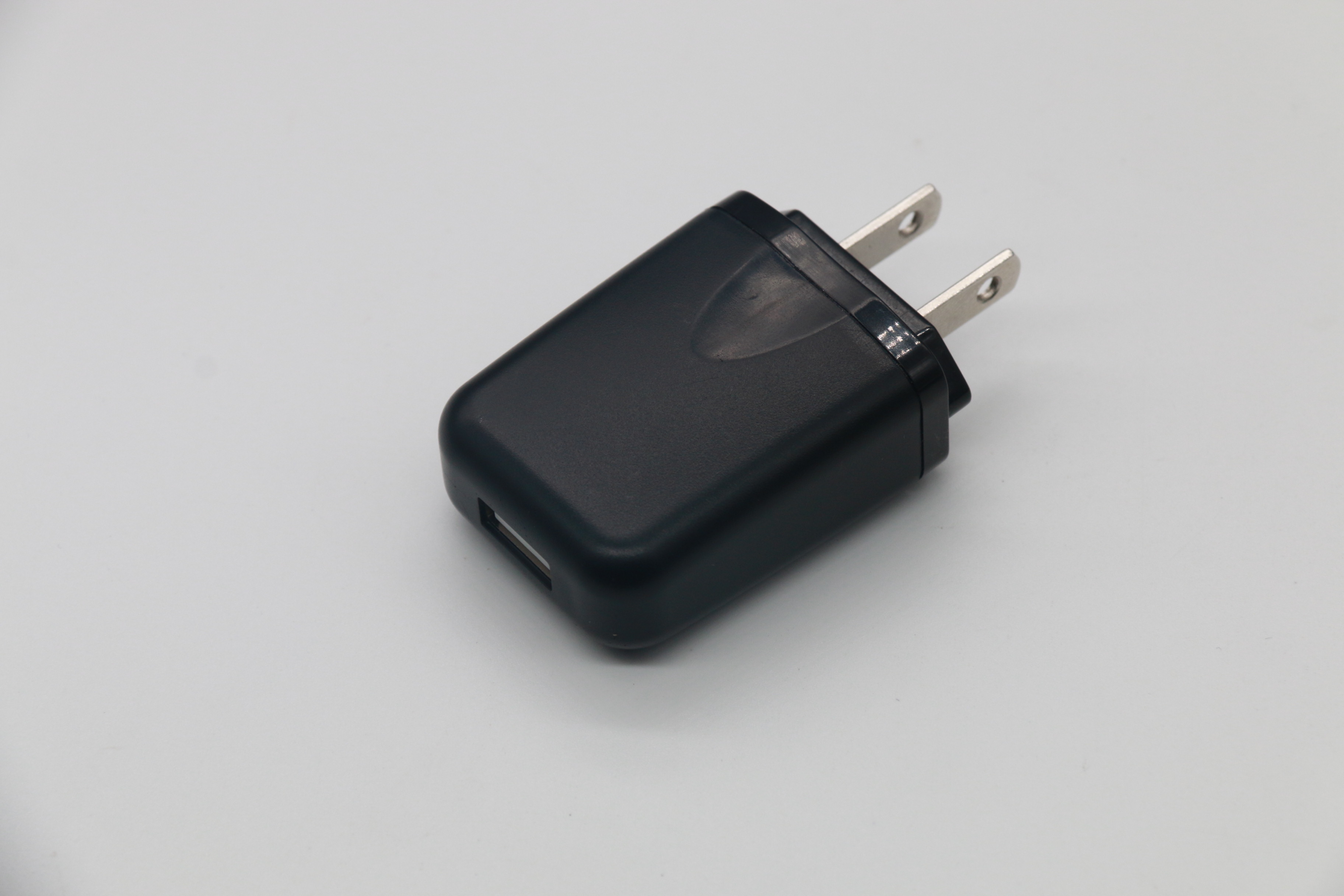 A06美規5V2A-USB